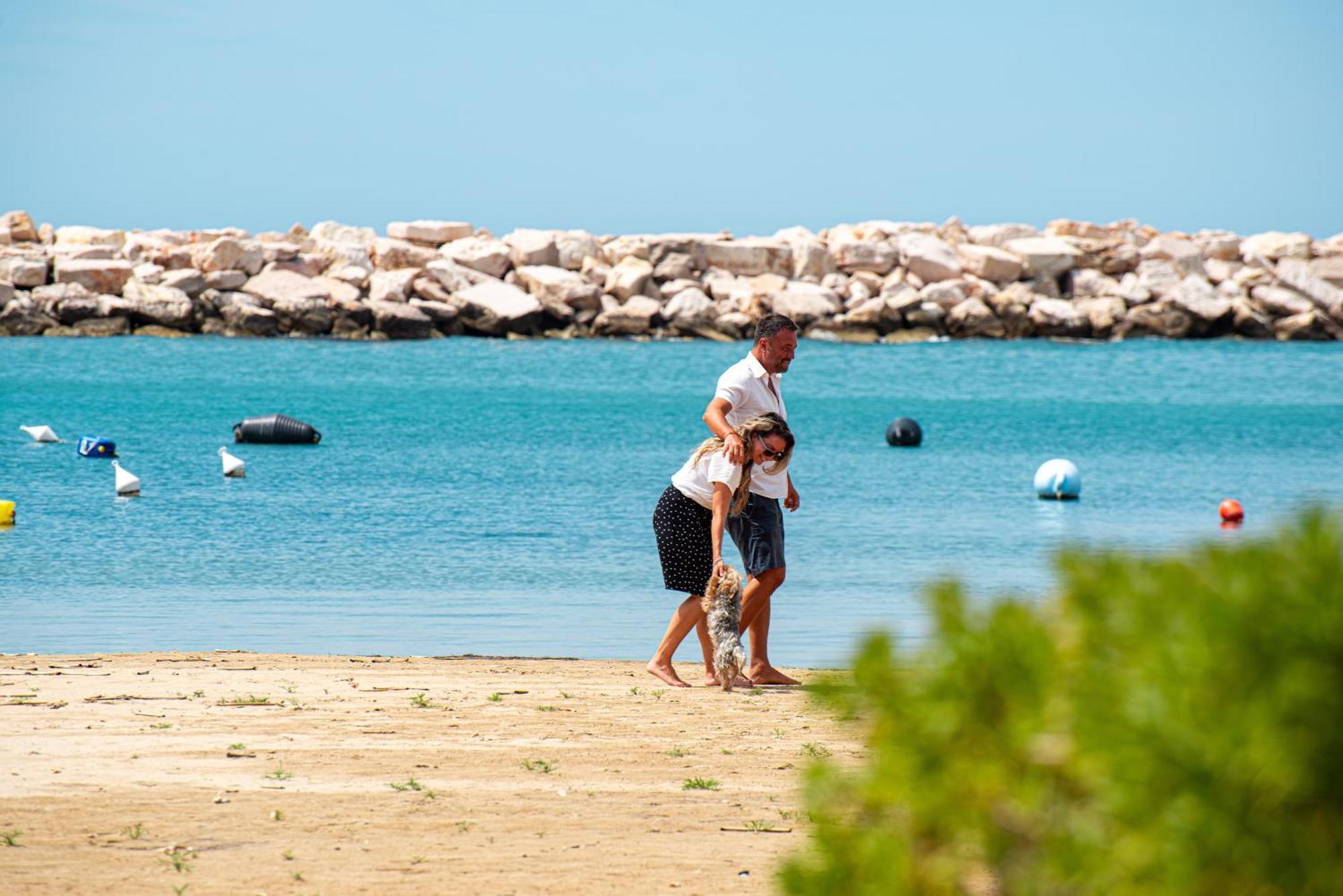 Marina Bay Beach Suites Peschici Εξωτερικό φωτογραφία